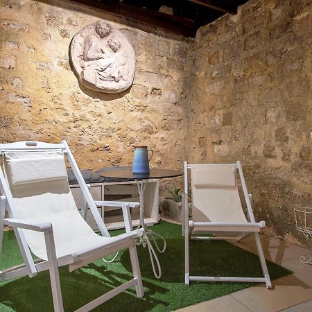 Old Town Corner Luxury Studios Rhodes City Exterior photo