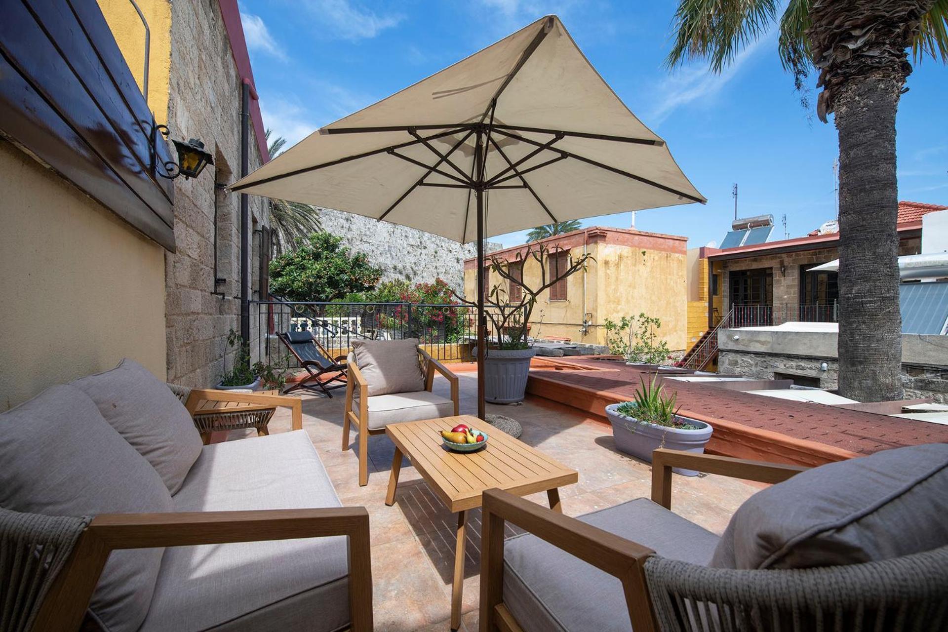 Old Town Corner Luxury Studios Rhodes City Exterior photo